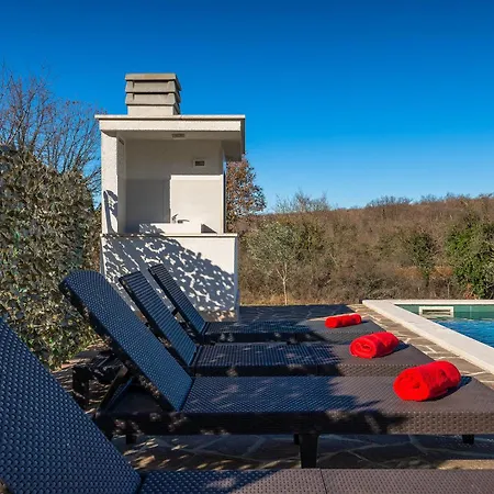 Villa Beautiful Petar With Pool In Brtonigla