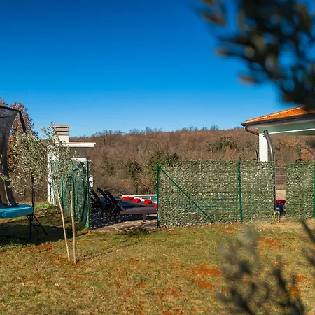 Beautiful Petar With Pool In Brtonigla Buroli