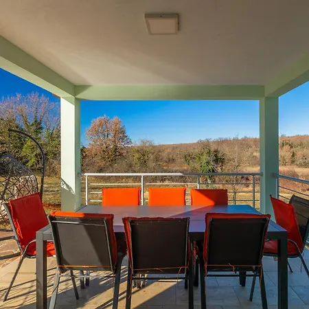 Villa Beautiful Petar With Pool In Brtonigla *